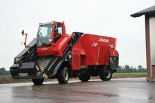 Triotrac-zelfrijdende voermengwagen-zelfrijder-05