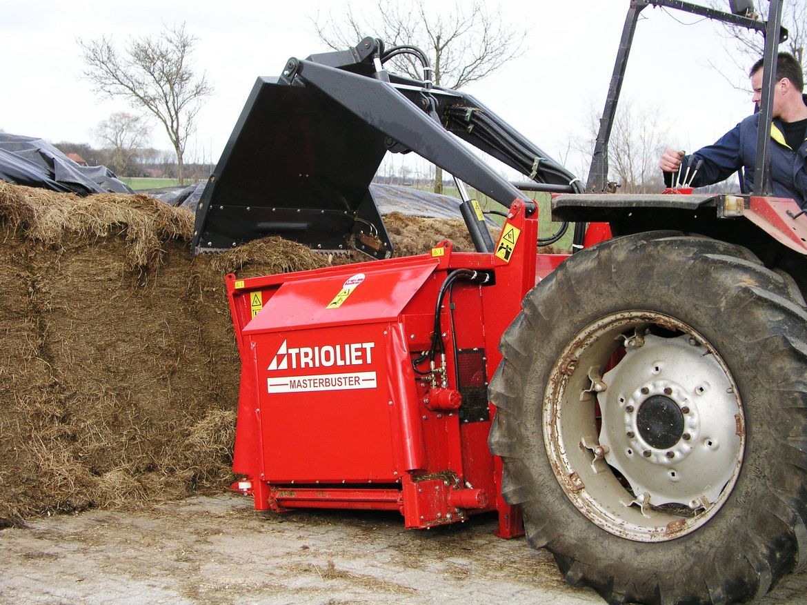 Zelflader doseerbak voerdoseerwagen