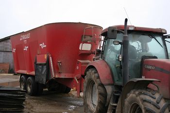 grote voermengwagen-lichte trekker-reductiekast-powershift