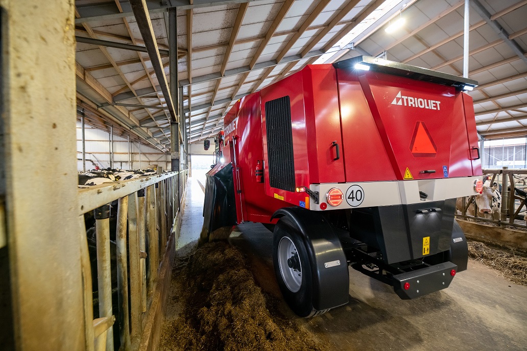 zelfrijdende voermengwagen